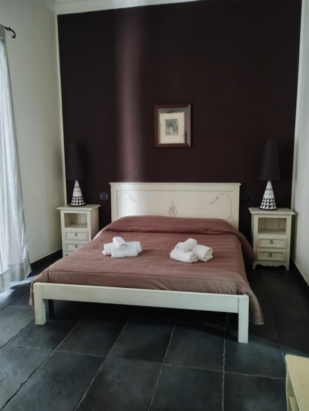 Locanda Re Ruggero Монреале Екстериор снимка